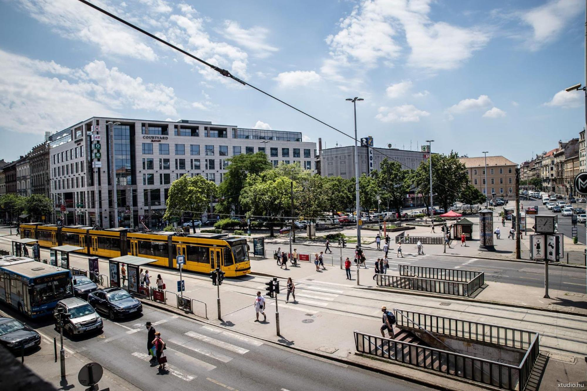 Central - New - Easy Sleep Budapest Exterior photo